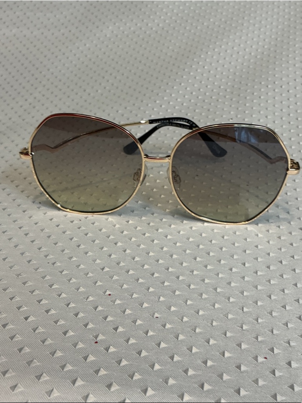 Martha Stewart Gold Frame Sunglasses with Brown Gradient Lenses